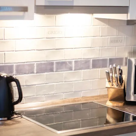 Residenz - Lichtermeer - Seeterrasse - Sauna - Parkplatz *