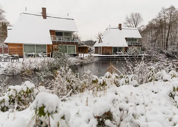 Residenz - Lichtermeer - Seeterrasse - Sauna - Parkplatz